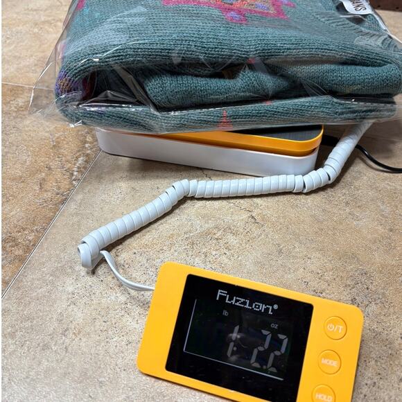 Suburbans Women’s Vintage Sweater Green Geometric Pattern Size L EUC - Picture 4 of 4